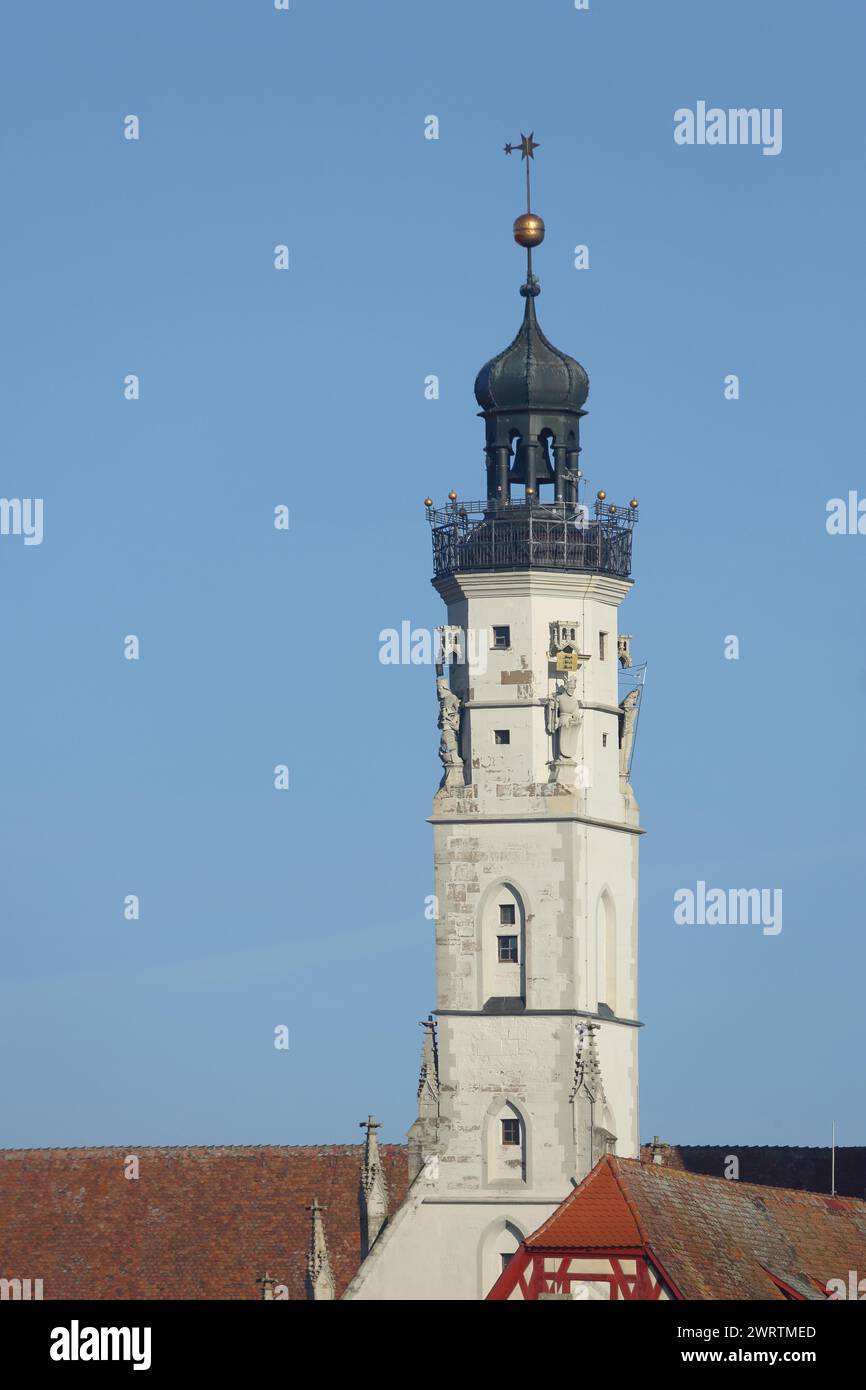 Weißer Rathausturm, Marktplatz, Rothenburg ob der Tauber, Tauberfranken, Franken, Bayern, Deutschland Stockfoto