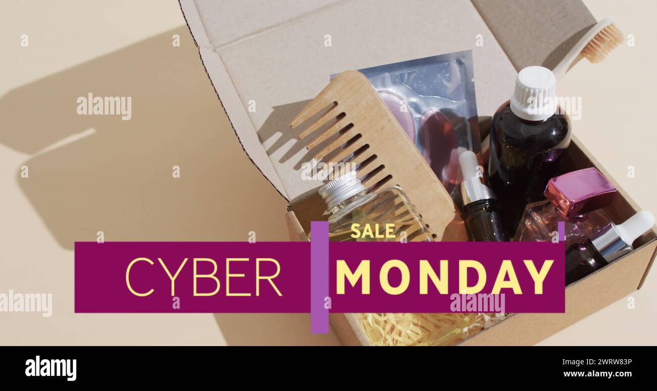 Bild: Cyber monday-Verkaufstext über Geschenkbox Stockfoto