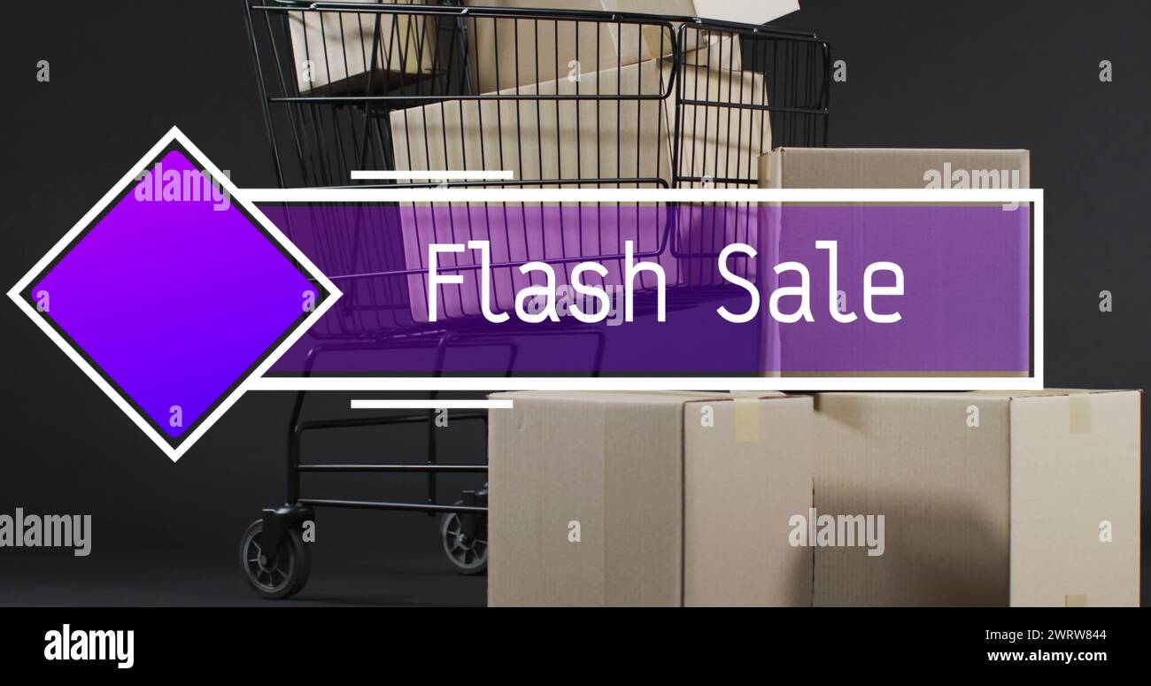 Bild: Flash-Verkaufstext über Einkaufswagen und Geschenkboxen Stockfoto