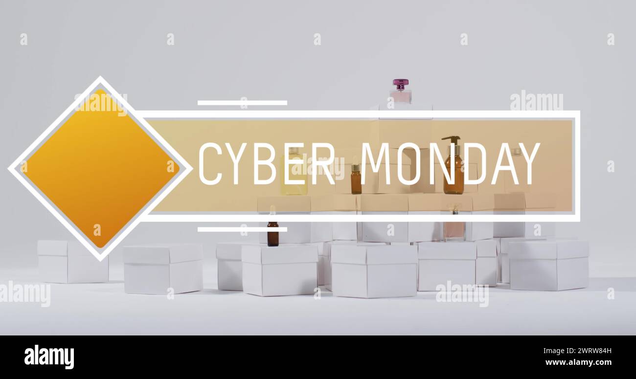 Bild des Textes des Cyber monday über Geschenken auf weißem Backgorgund Stockfoto