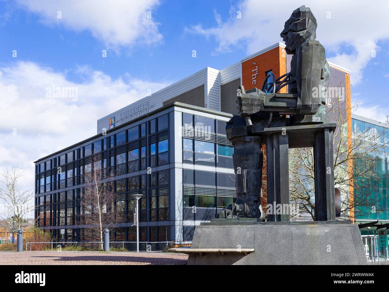 University of Birmingham University Learning Centre School of Computer Science die Faraday-Skulptur Birmingham West Midlands UK von Sir Eduardo Paolozzi Stockfoto