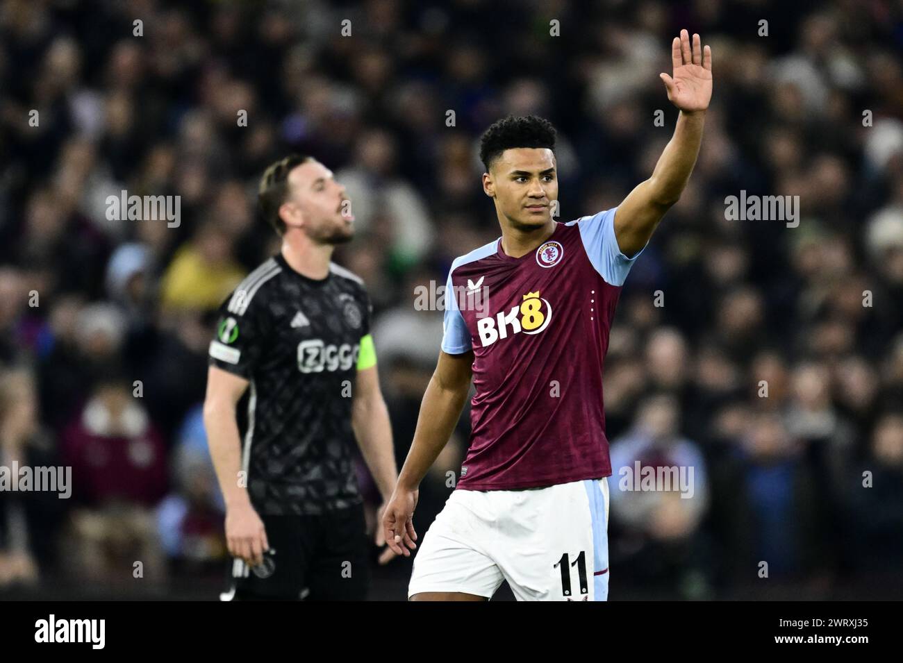 BIRMINGHAM: Ollie Watkins vom Achtelfinale der UEFA Conference League am 14. März 2024 im Villa Park in Birmingham, England, feiert das 1-0. Spiel zwischen Aston Villa und Ajax Amsterdam. ANP OLAF KRAAK Stockfoto