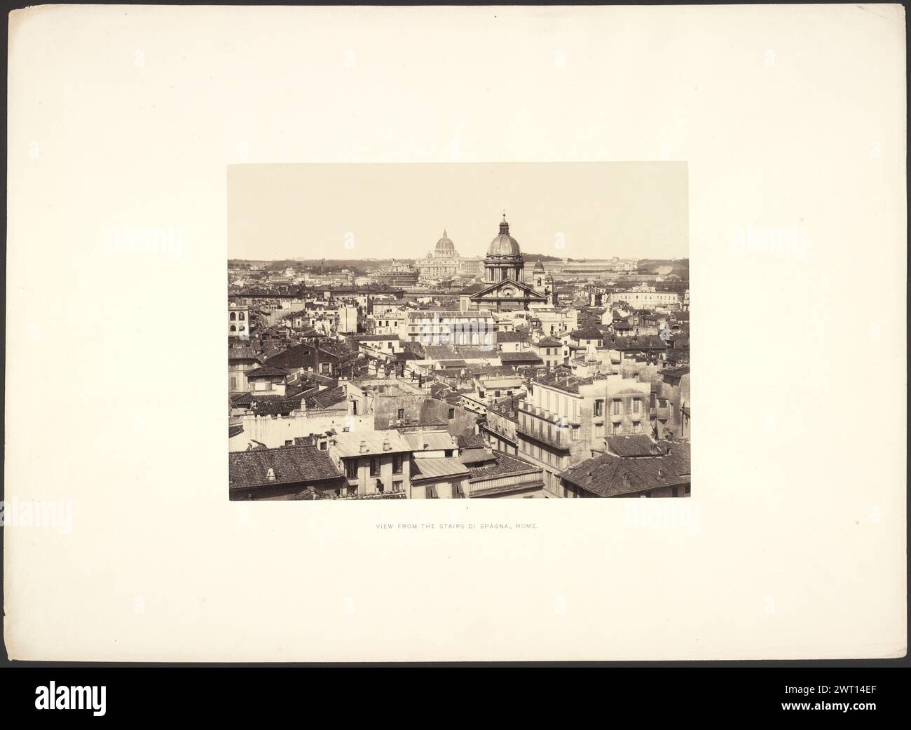 Blick von der Treppe di Spagna, Rom. Giorgio Sommer, Fotograf (Italiener, geb. Deutschland, 1834 - 1914) um 1862 Blick auf die Stadt Rom, von oben gesehen. Es gibt zwei Kuppeldächer mit großen Kirchen, die sich von den gekachelten Dächern erheben. Das gewölbte Dach in der Ferne gehört zur St. Petersdom. (Recto, Mount) unten in der Mitte, schwarzer Buchdruck: 'VIEW FROM THE TREPPEN DI SPAGNA, ROME.'; (Verso, Mount) unten rechts, Bleistift: '31'; Stockfoto Blick von der Treppe di Spagna, Rom. Giorgio Sommer, Fotograf (Italiener, geb. Deutschland, 1834 - 1914) um 1862 Blick auf die Stadt Rom, von oben gesehen. Es gibt zwei Kuppeldächer mit großen Kirchen, die sich von den gekachelten Dächern erheben. Das gewölbte Dach in der Ferne gehört zur St. Petersdom. (Recto, Mount) unten in der Mitte, schwarzer Buchdruck: 'VIEW FROM THE TREPPEN DI SPAGNA, ROME.'; (Verso, Mount) unten rechts, Bleistift: '31'; Stockfoto