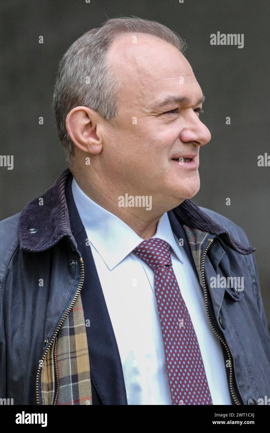 Ed Davey, Führer der Liberaldemokraten, britischer Libdem-Politiker, Portraitgesicht, Nahaufnahme, London, England, Großbritannien Stockfoto