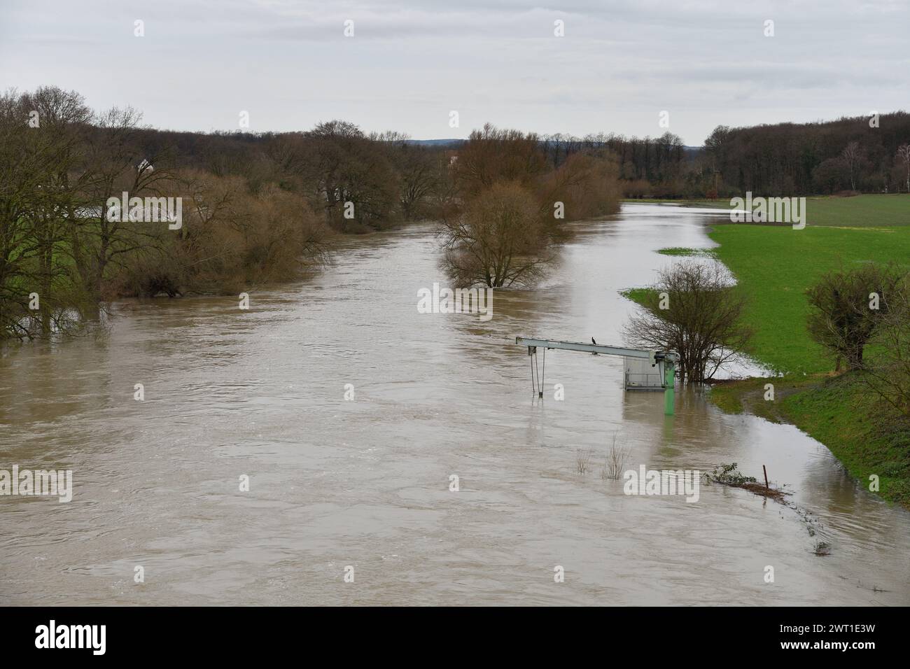 Hochwasser der Lippe im Winter 2023, Deutschland, Nordrhein-Westfalen, Ruhrgebiet, Datteln Stockfoto