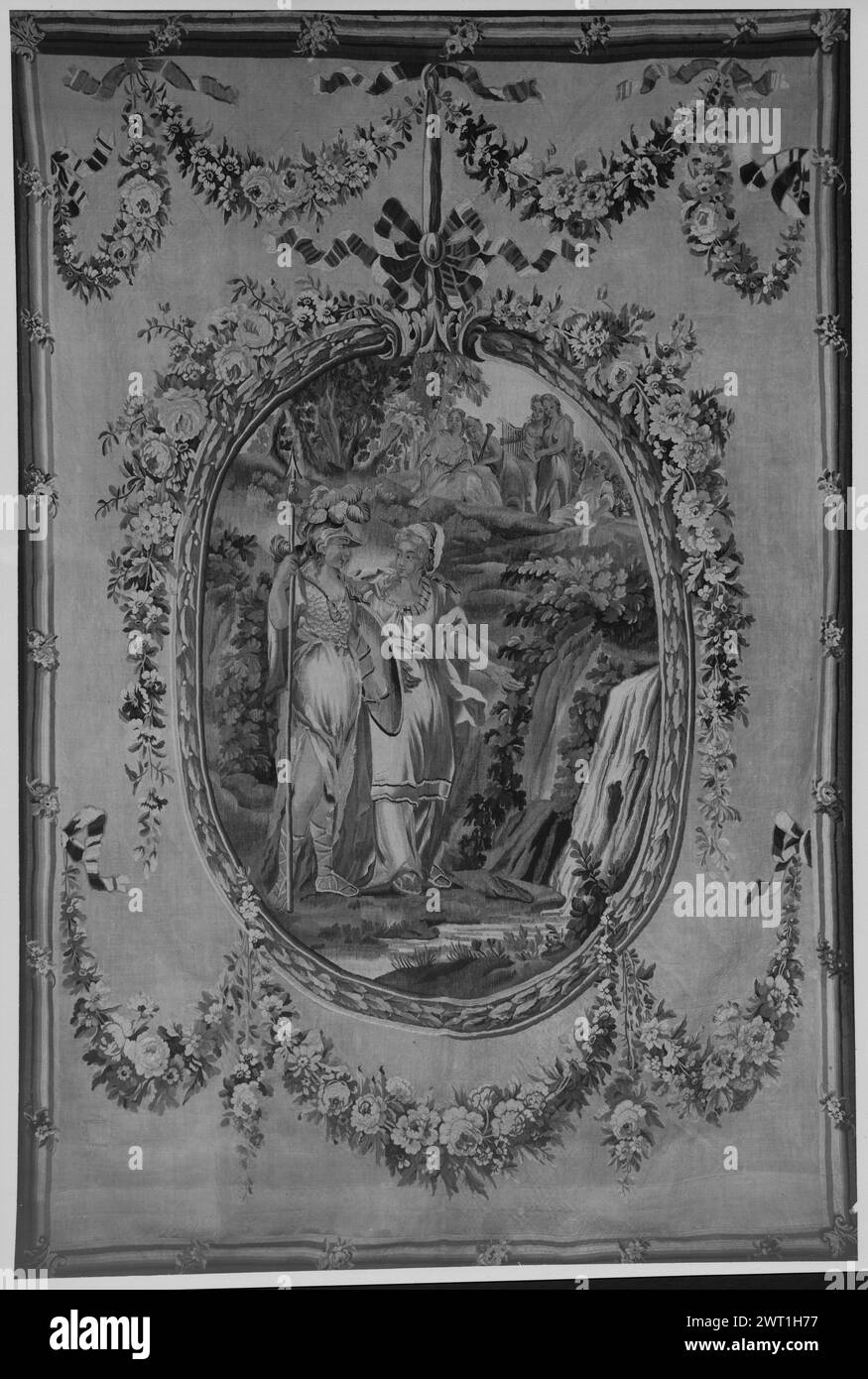 Minerva und andere Göttin. Unbekannt ca. 1770-1790 Gobelin Abmessungen: H 2,60 x B 1,80 m Gobelin Materialien/Techniken: Unbekannt Kultur: Französisches Weberzentrum: Aubusson Besitz Geschichte: Jacques Seligmann & Co. Verkauft an Otti Petschek, Prag, 1927. Bandmedaillon mit Minerva & anderer Göttin & mit Muses in River Landscape (ALENTOUR) gerahmt von Girlande, & mit Festoon Ornament Jacques Seligmann & Co. Stock Sheet im Archiv, 11285-b Verwandte Werke: Tafeln im Set: 0240393-0240396; kompositorisch ähnliche Gobelin (nur Medaillonszene): GCPA 0243363 Stockfoto