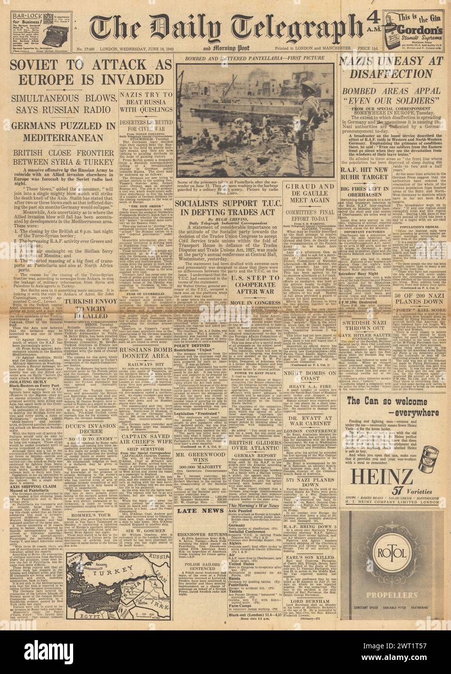 1943 die Titelseite des Daily Telegraph berichtet von einem Angriff der Roten Armee auf die Ostfront, Alliierten bereiten sich auf den Einmarsch in Europa vor und bombardieren Oberhausen Stockfoto