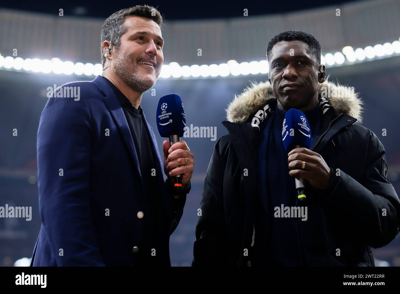 Madrid, Spanien. 13. März 2024. Julio Cesar und Clarence Seedorf sprechen vor dem Achtelfinale der UEFA Champions League im zweiten Leg zwischen Club Atletico de Madrid und FC Internazionale. Quelle: Nicolò Campo/Alamy Live News Stockfoto