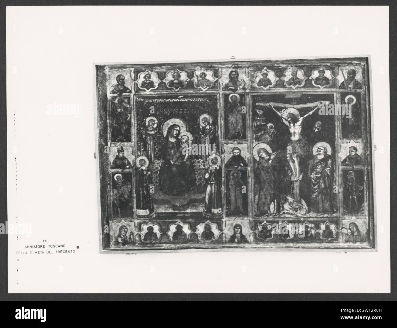 Umbria Perugia Perugia Galleria Nazionale dell'Umbria2. Hutzel, Max 1960-1990 Ansichten von umbrischer Malerei und Skulptur. Der in Deutschland geborene Fotograf und Gelehrte Max Hutzel (1911–1988) fotografierte in Italien von den frühen 1960er Jahren bis zu seinem Tod. Das Ergebnis dieses Projektes, von Hutzel als Foto Arte Minore bezeichnet, ist eine gründliche Dokumentation der kunsthistorischen Entwicklung in Italien bis zum 18. Jahrhundert, darunter Objekte der Etrusker und Römer sowie frühmittelalterliche, romanische, gotische, Renaissance- und Barockdenkmäler. Die Bilder werden nach geografischer Region in Italien und dann nach Provinz geordnet Stockfoto