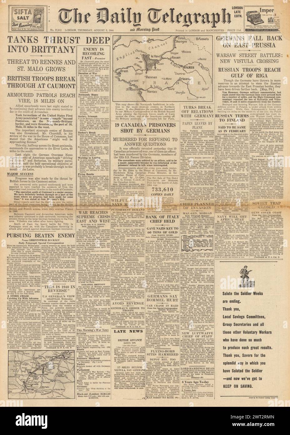1944 die Titelseite des Daily Telegraph berichtet über den Vormarsch der Alliierten in der Bretagne, den Rückzug der Deutschen Armee in Ostpreußen, den Warschauer Aufstand und die von der 12. SS in der Normandie erschossenen kanadischen Kriegsgefangenen Stockfoto