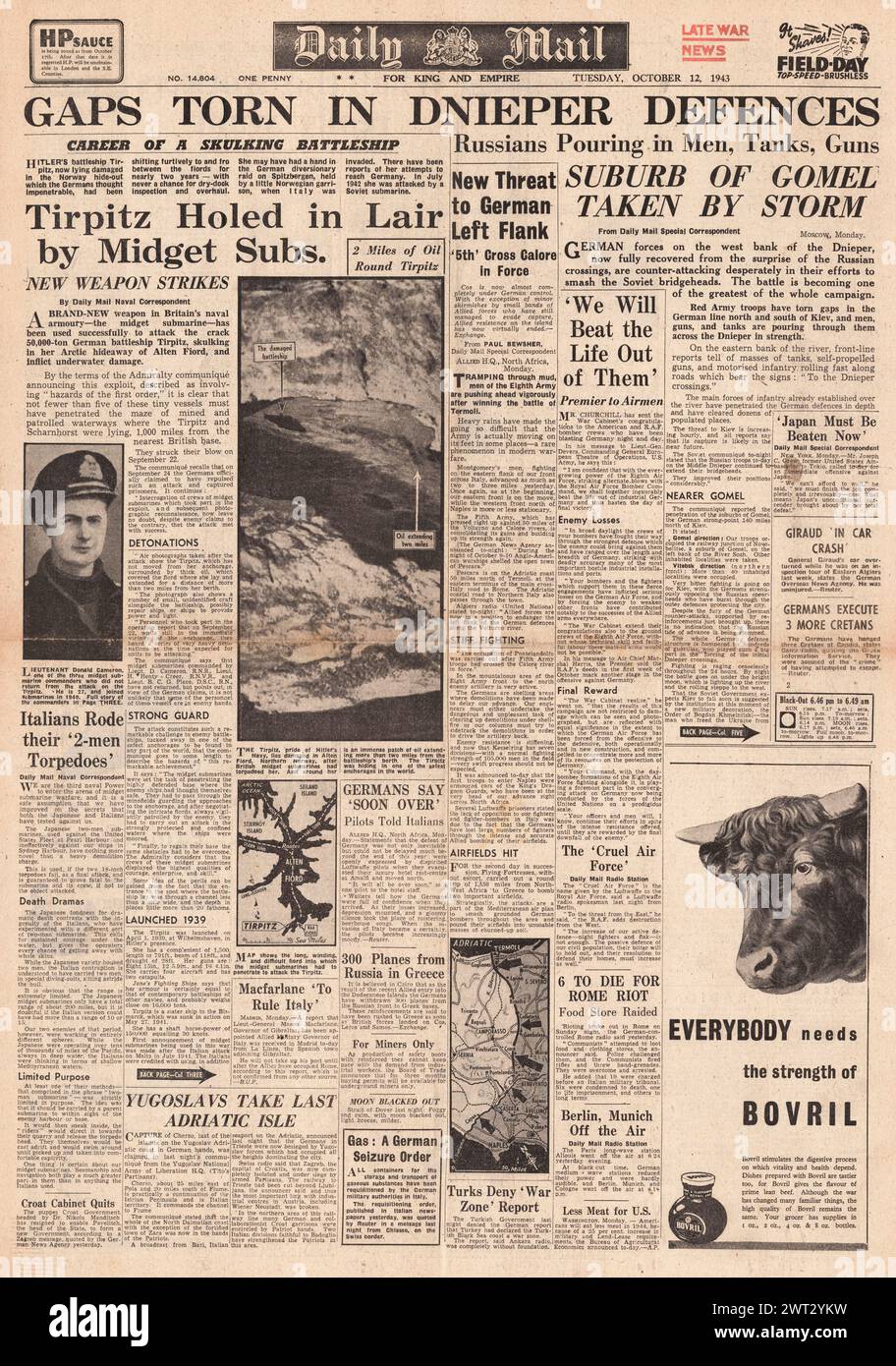 1944 Daily Mail-Titelseite berichtet, dass die Rote Armee in Gomel einmarschiert, Midget-U-Boote das deutsche Schlachtschiff Tirpitz angreifen und Partisanen die Insel Cherso erobern Stockfoto