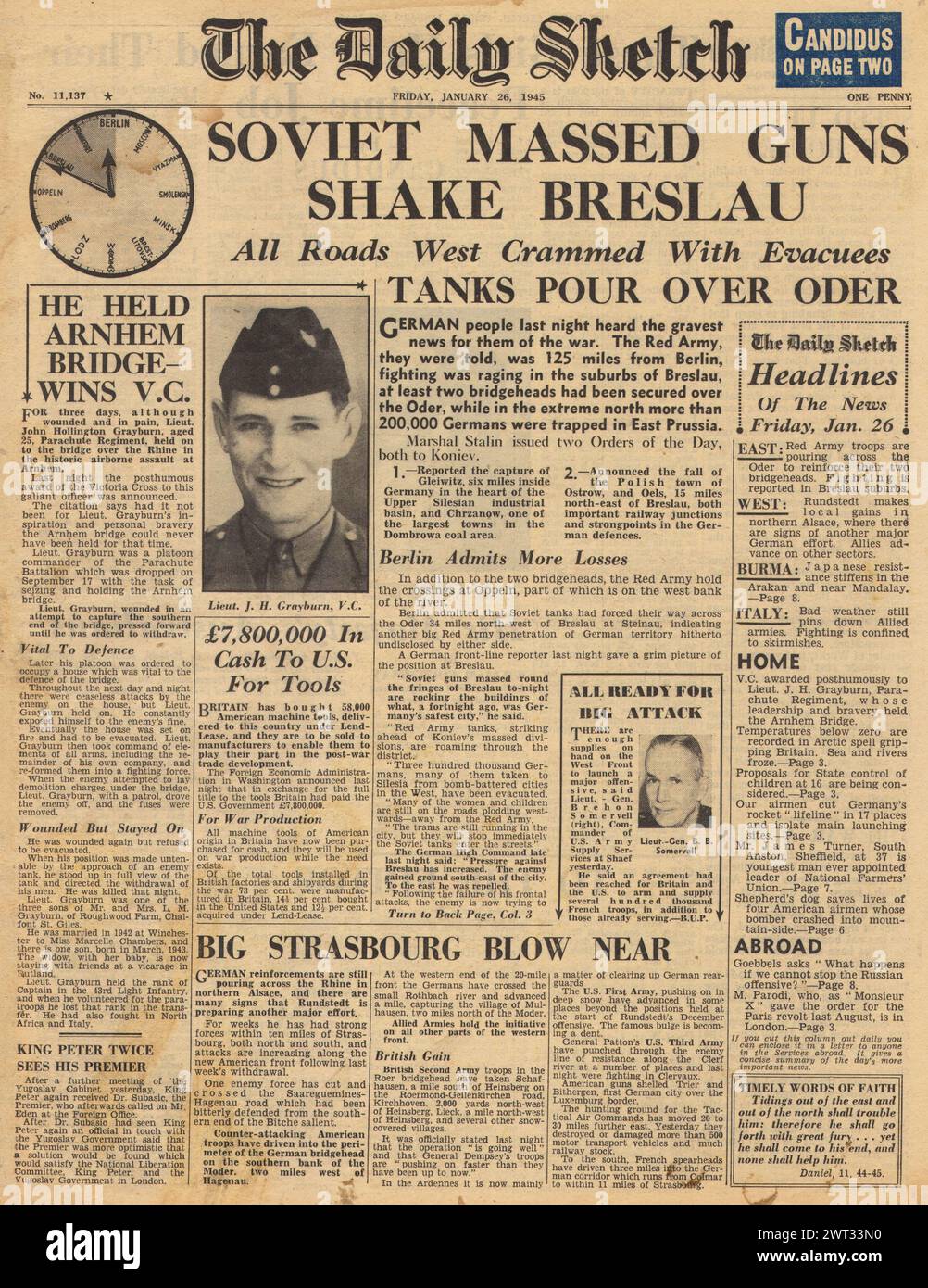 1945 die Titelseite der Daily Sketch berichtet von Roter Armee-Panzer Breslau, VC an John Grayburn und Rote Armee-Panzer über die oder Stockfoto