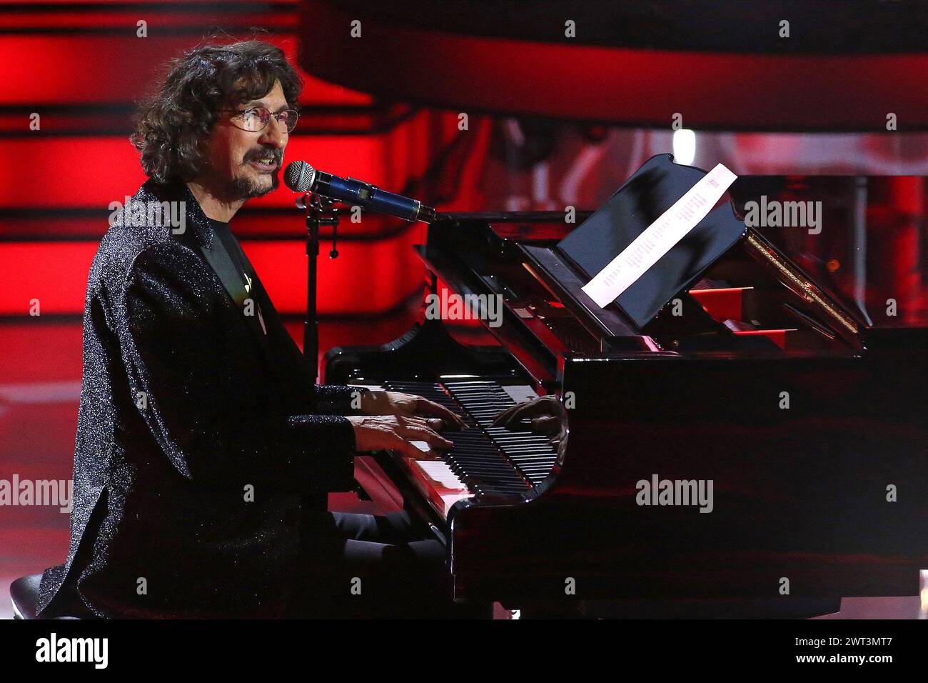 Der Sänger Sergio Cammariere während der TV-Show Una Storia Da Cantare, im Rai Auditorium in Neapel. Stockfoto