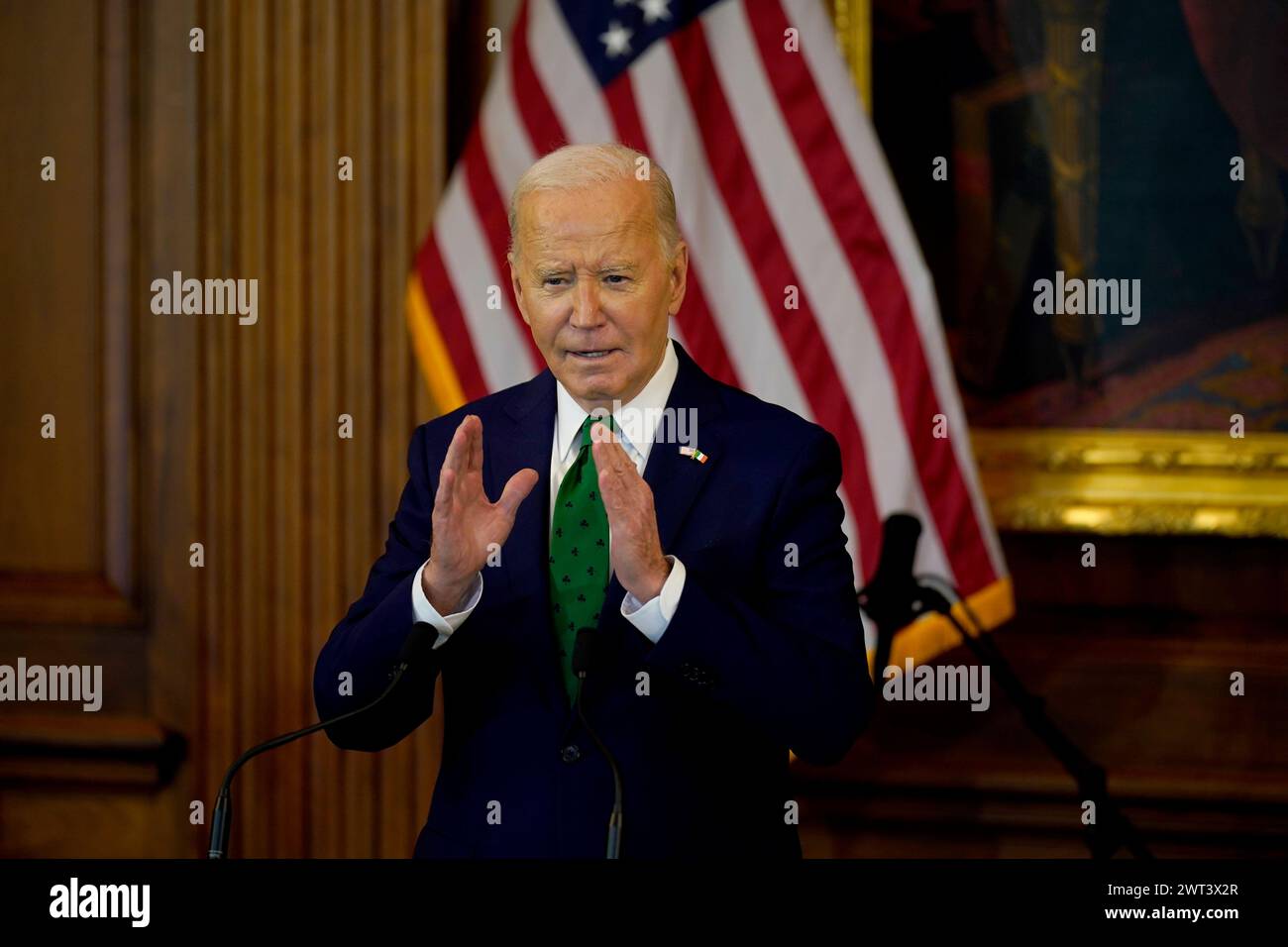 US-Präsident Joe Biden während des jährlichen „Friends of Ireland Luncheon“, das von Sprecher Mike Johnson auf dem Capitol Hill in Washington, DC, während des Besuchs des Taoiseach in den USA zum St. Patrick's Day veranstaltet wird. Bilddatum: Freitag, 15. März 2024. Stockfoto