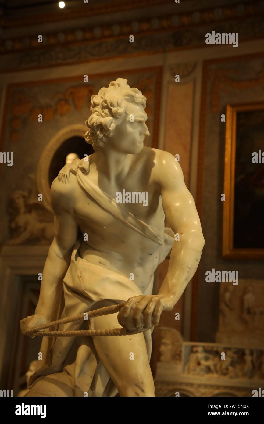 Rom, Italien - 3. Februar 2024: Skulptur von David von Gian Lorenzo Bernini in der Galerie Borghese Stockfoto