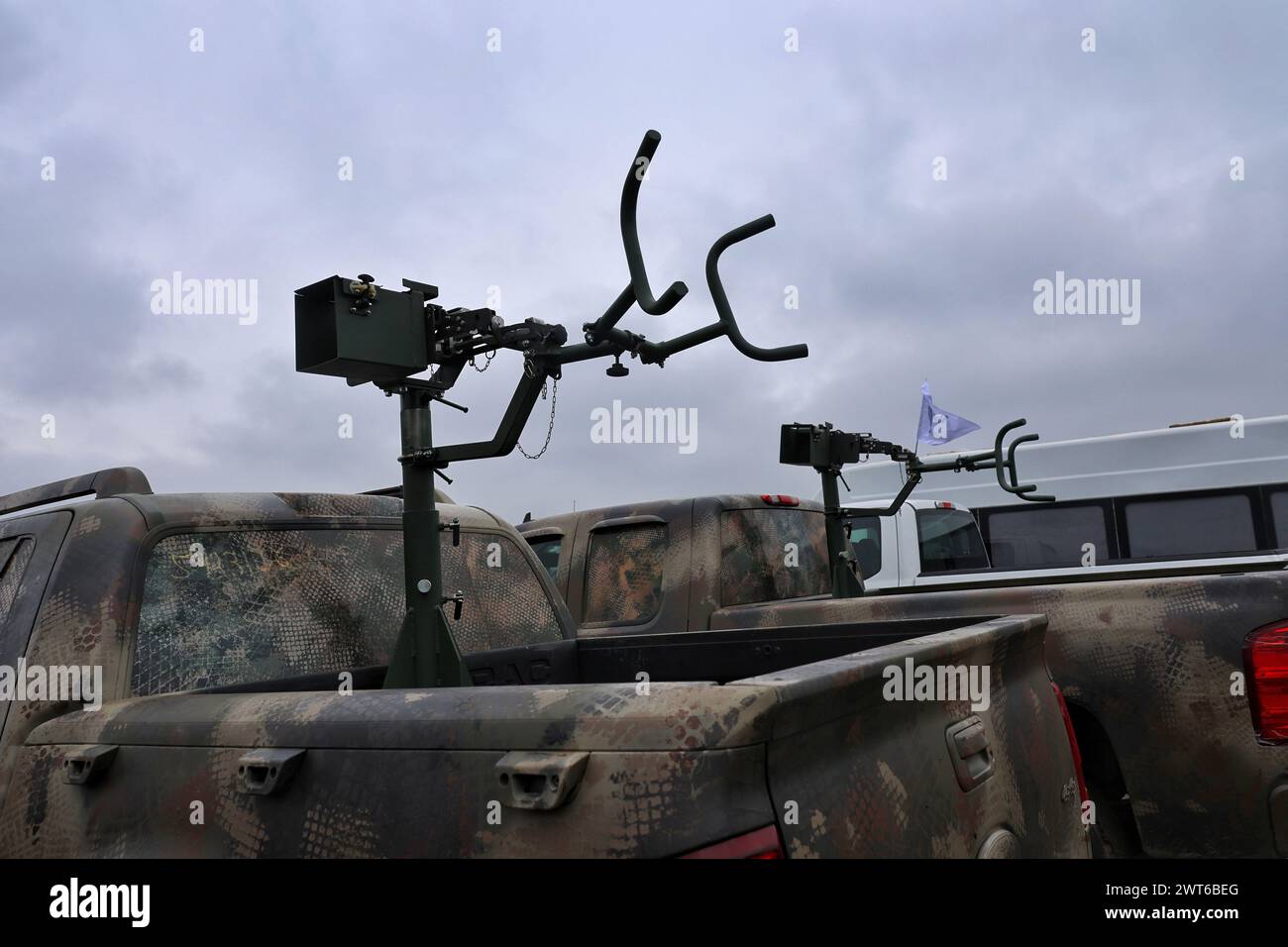 Nicht exklusiv: ODEA, UKRAINE - 14. MÄRZ 2024 - Militäreinheiten der ukrainischen Streitkräfte erhielten restaurierte Trophäenfahrzeuge, um die ukrainische Armee zu kennzeichnen Stockfoto