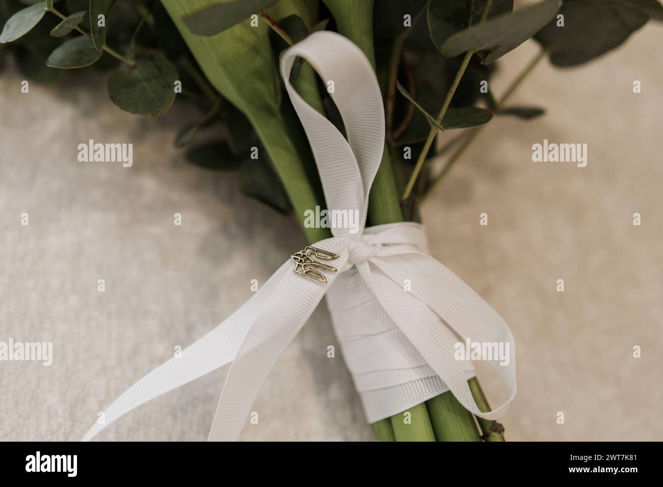 Ein Brautstrauß für eine Hochzeit aus weißen Blumen Stockfoto