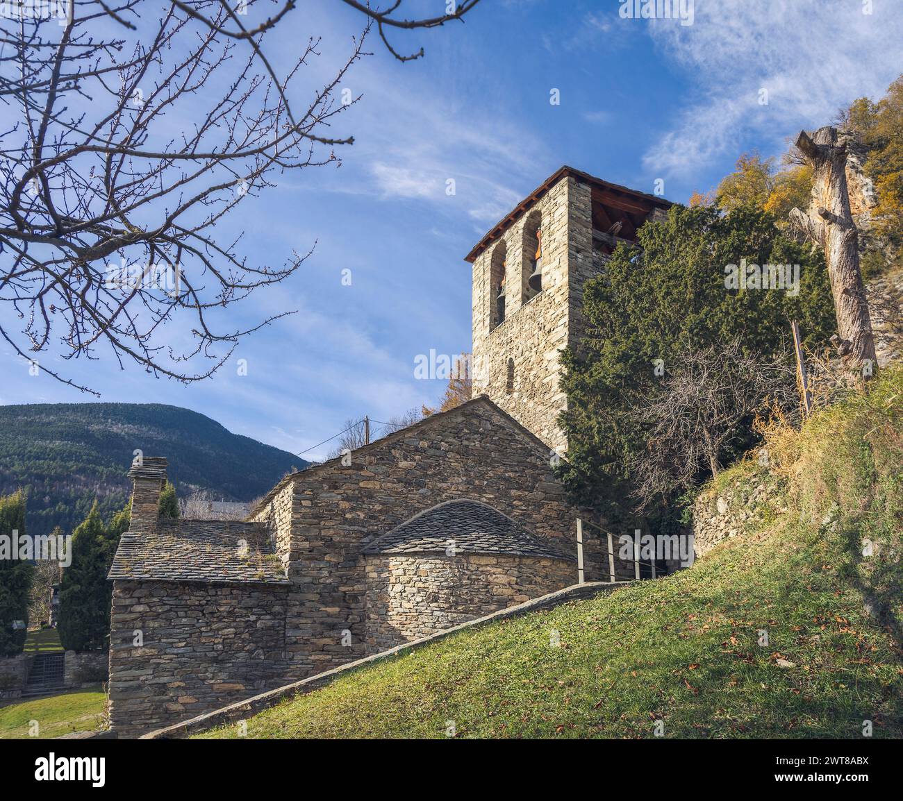 Romanische Kirche Sant Jaume in Queralbs, Katalonien Stockfoto