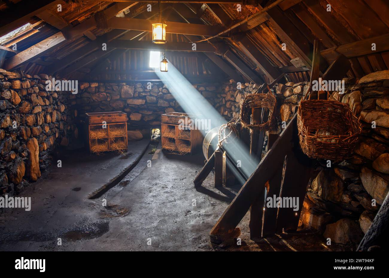 Innenraum von Arnol Blackhouse, Arnol, Isle of Lewis, Äußere Hebriden, Schottland, UK Stockfoto