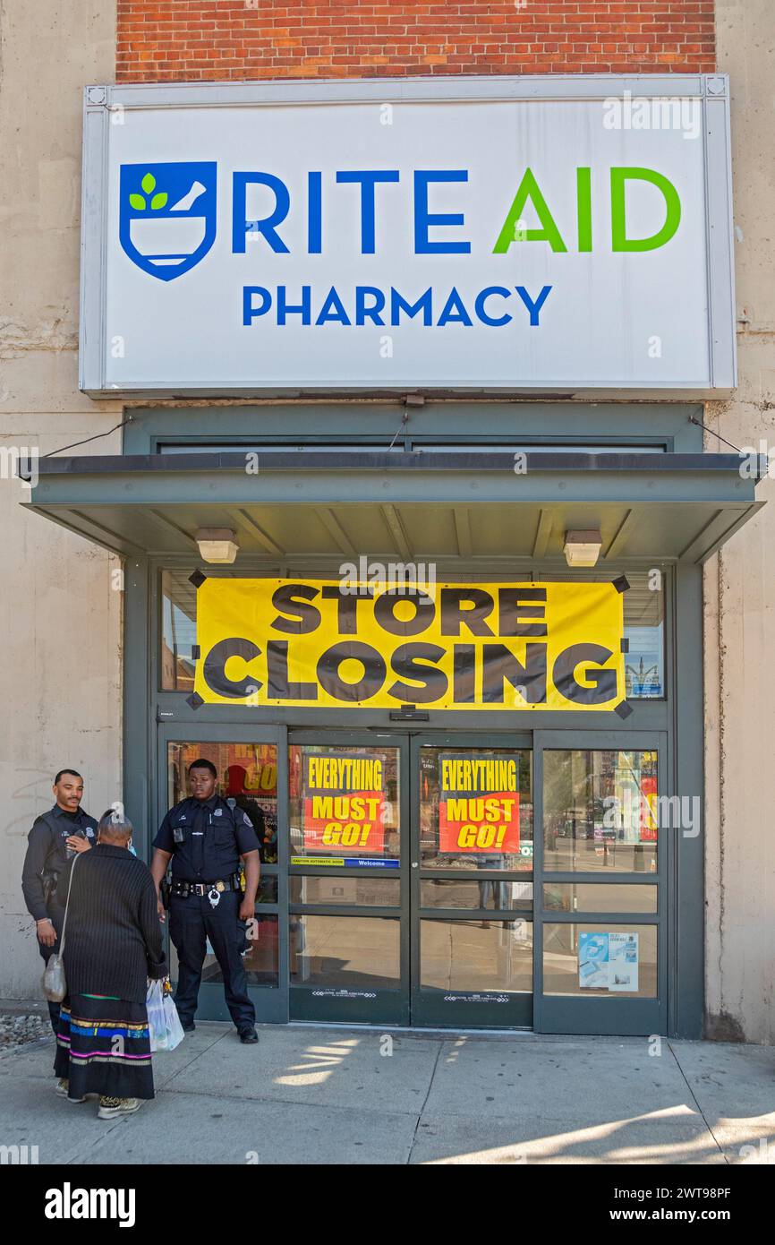 Detroit, Michigan - Drogerie Rite Aid schließt. Rite Aid hat letztes Jahr für den Insolvenzschutz nach Kapitel 11 eingereicht. Das Unternehmen plant, den Betrieb fortzusetzen Stockfoto