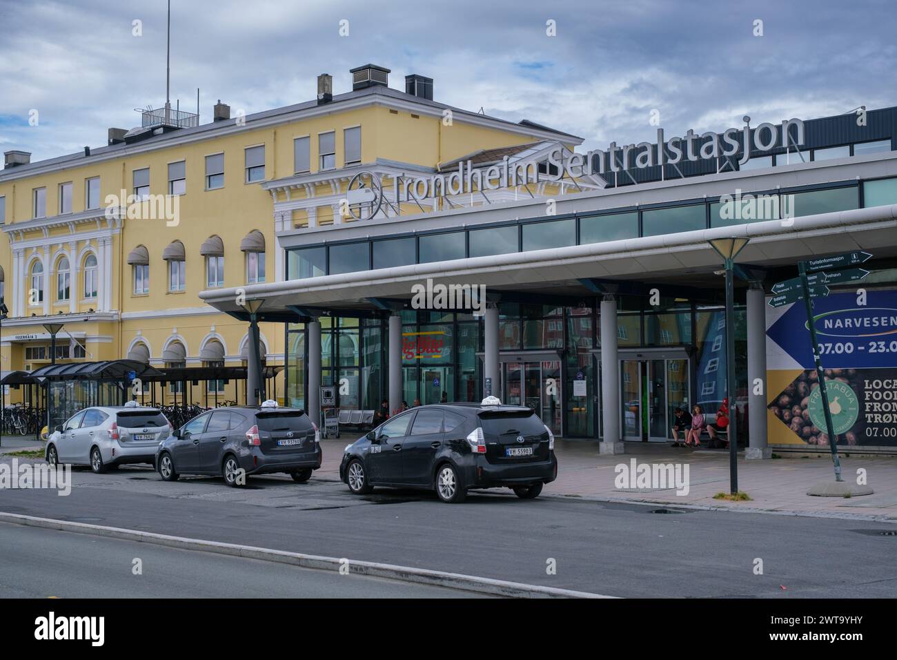 Trondheim, Norwegen - 13. Juli 2023: Trondheim Hauptbahnhof Stockfoto