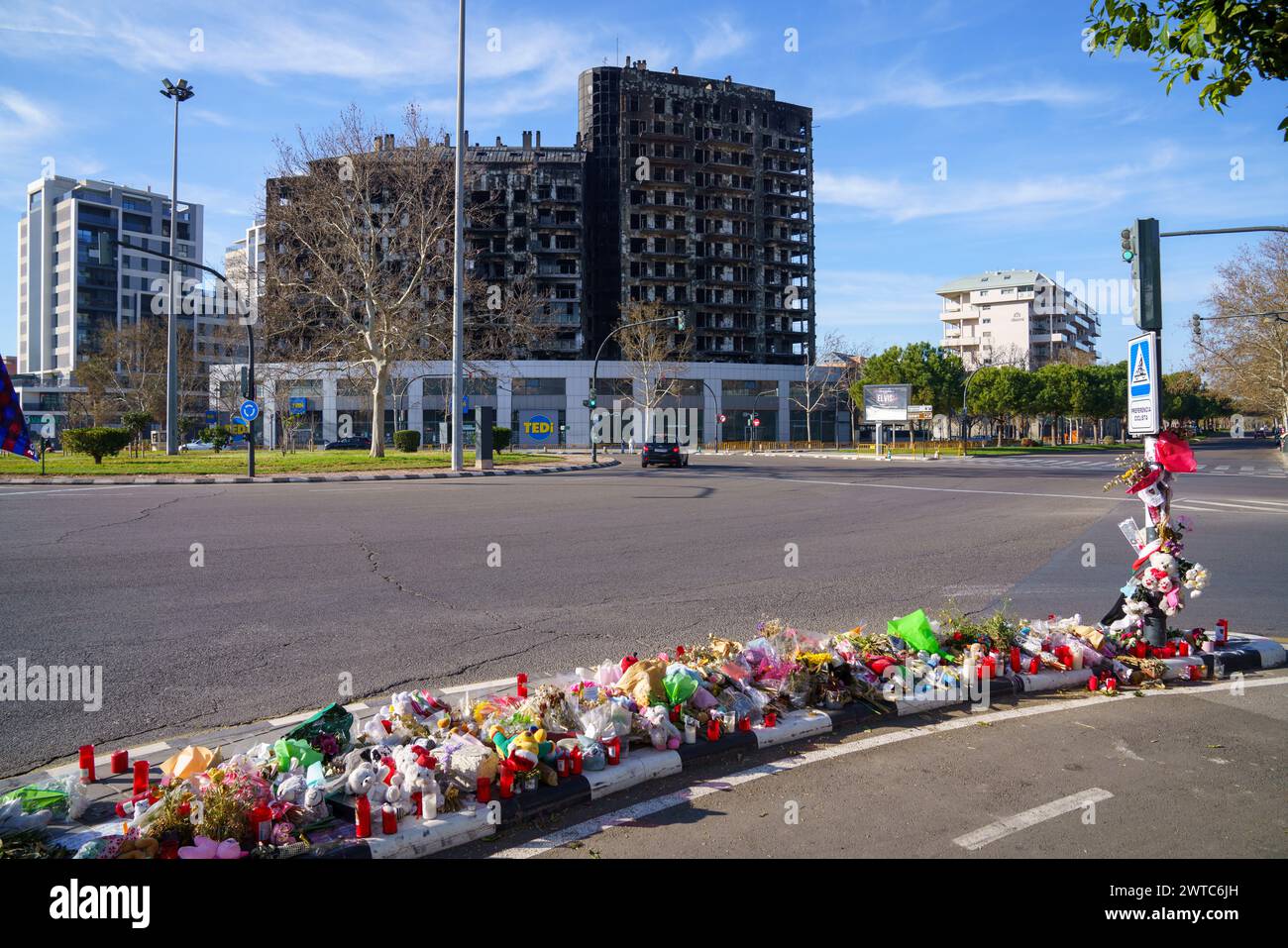 Valencia, Spanien. März 2024. Außenansicht des Gebäudes brannte am 22. Februar 2024 im Campanar District ab Stockfoto