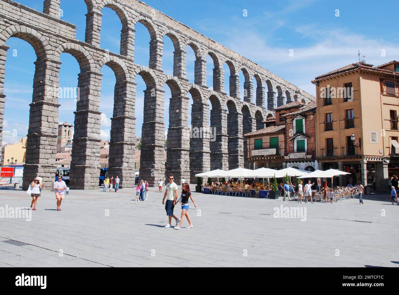 Azoguejo-Platz und römisches Aquädukt. Segovia, Castilla Leon, Spanien. Stockfoto