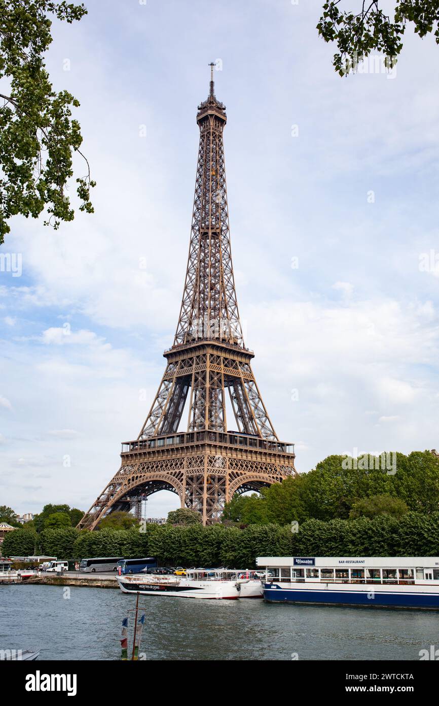 Ikonischer Eiffelturm, Paris, Frankreich Stockfoto