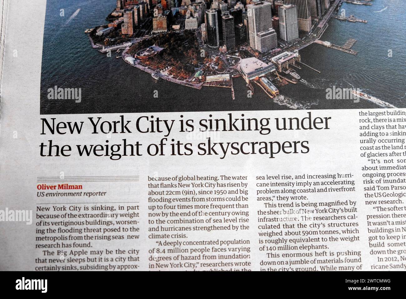 "New York City sinkt unter dem Gewicht seiner Wolkenkratzer." Guardian schreibt die Zeitung Climate Crisis Environment artikel 19 Mai 2023 London UK Stockfoto