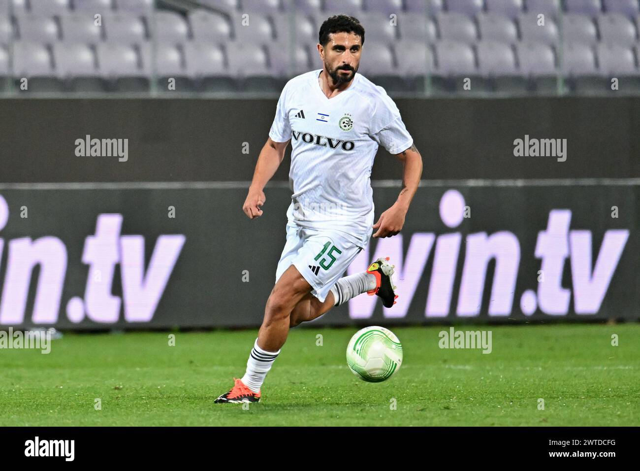 Maccabi Haifa FC Mittelfeldspieler Kenneth Saief beim ACF Fiorentina gegen Maccabi Haifa FC, UEFA Conference League Fußballspiel in Florenz, Italien, 14. März 2024 Stockfoto