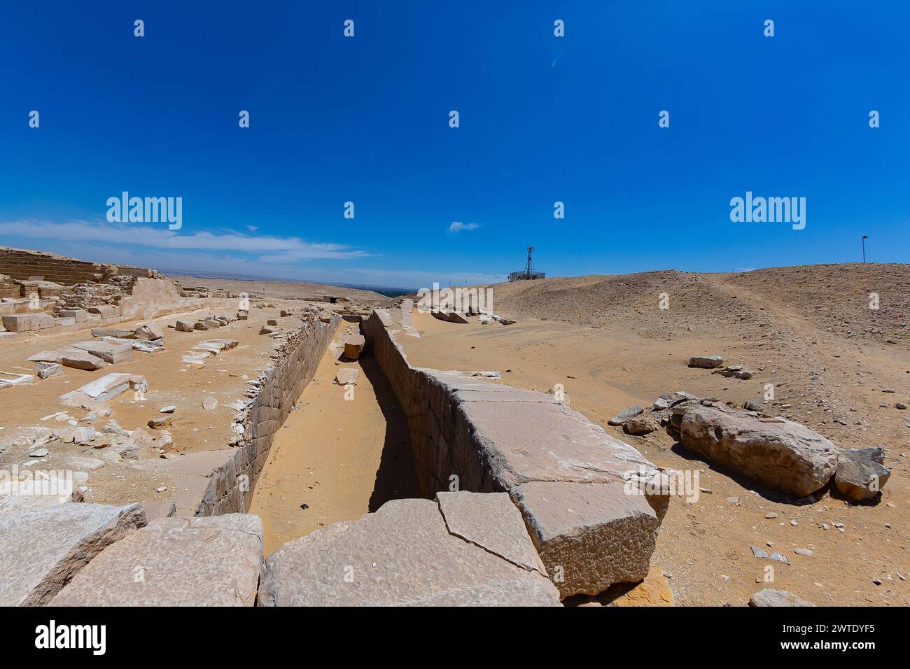 Ägypten, Sakkara, Unas Barque Gruben. Oder vielleicht sind es falsche Barques aus Stein. Stockfoto