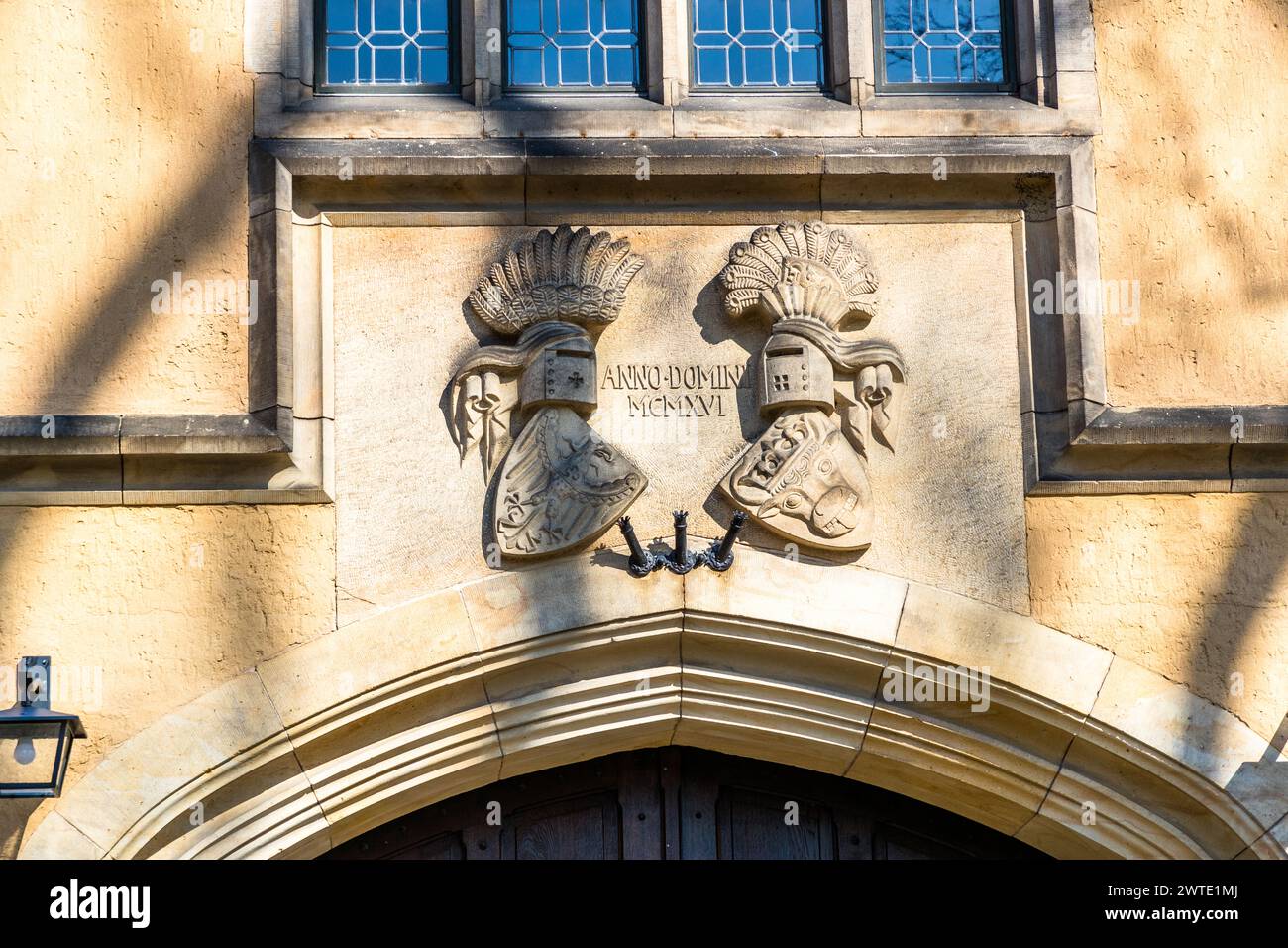 Schloss Cecilienhof war nach dem Zweiten Weltkrieg Schauplatz der Konferenz der Alliierten. Ökonomieweg, Potsdam, Brandenburg, Brandenburg, Deutschland Stockfoto