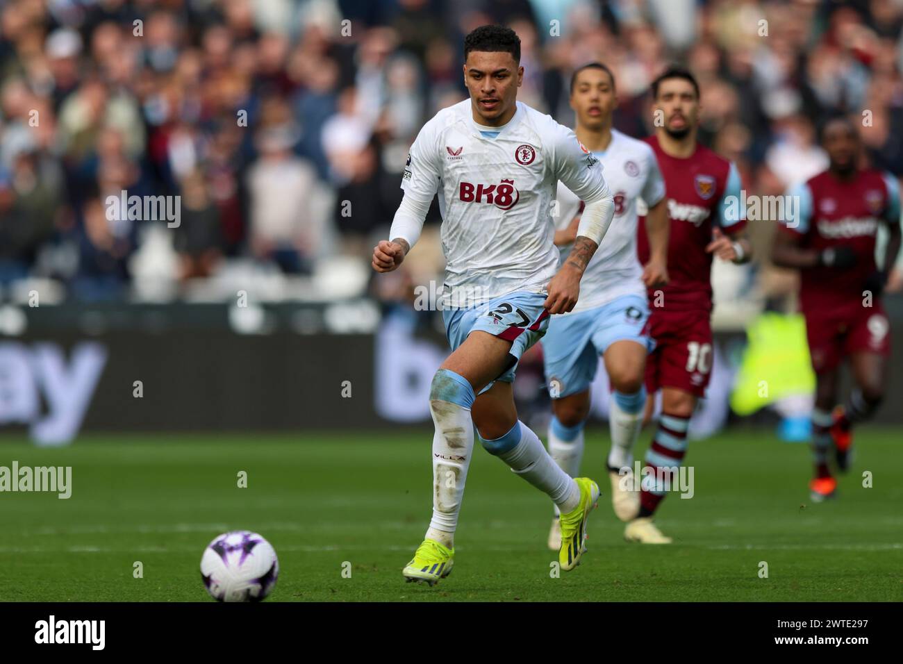 Morgan Rogers aus Aston Villa am Sonntag, den 17. März 2024, im London Stadium, Stratford, während des Premier League-Spiels zwischen West Ham United und Aston Villa. (Foto: Tom West | MI News) Credit: MI News & Sport /Alamy Live News Stockfoto