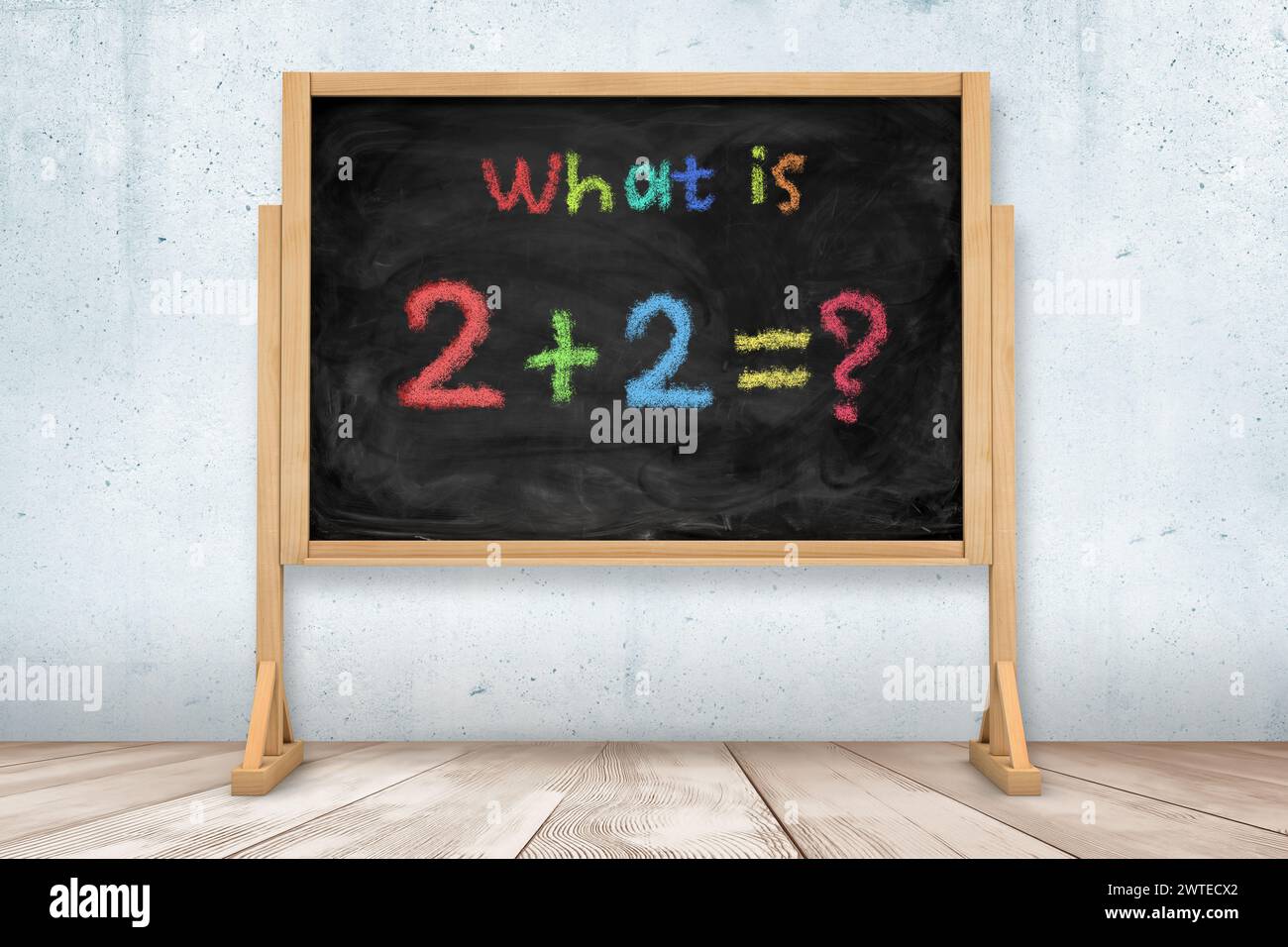 Einfaches Mathematikproblem auf der Tafel im Klassenzimmer Stockfoto