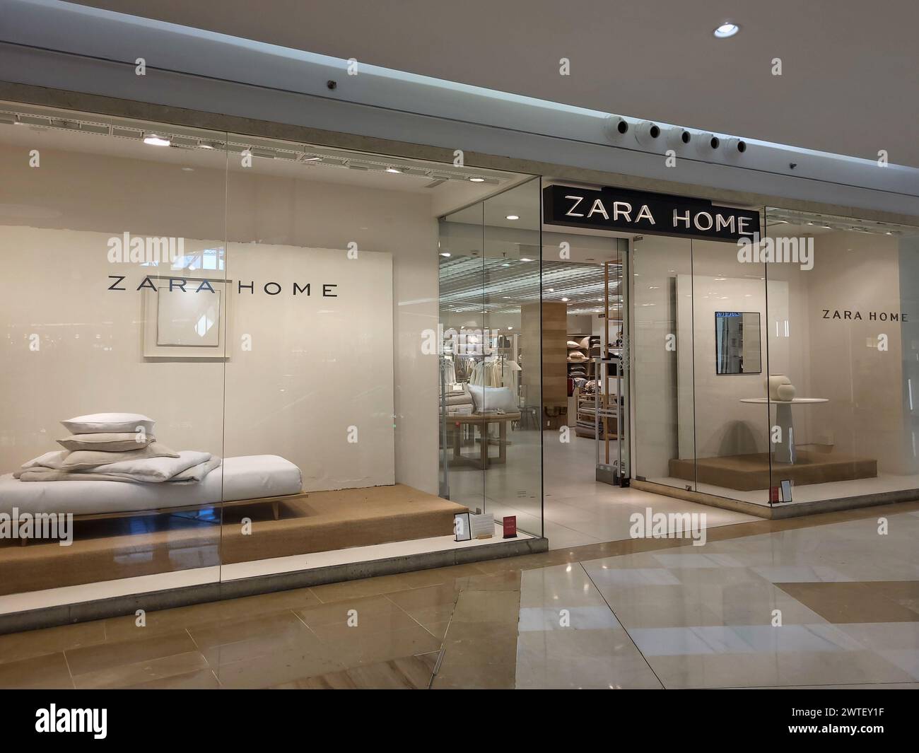 Zara Home Store im Einkaufszentrum Miramar in Fuengirola, Málaga, Spanien. Stockfoto