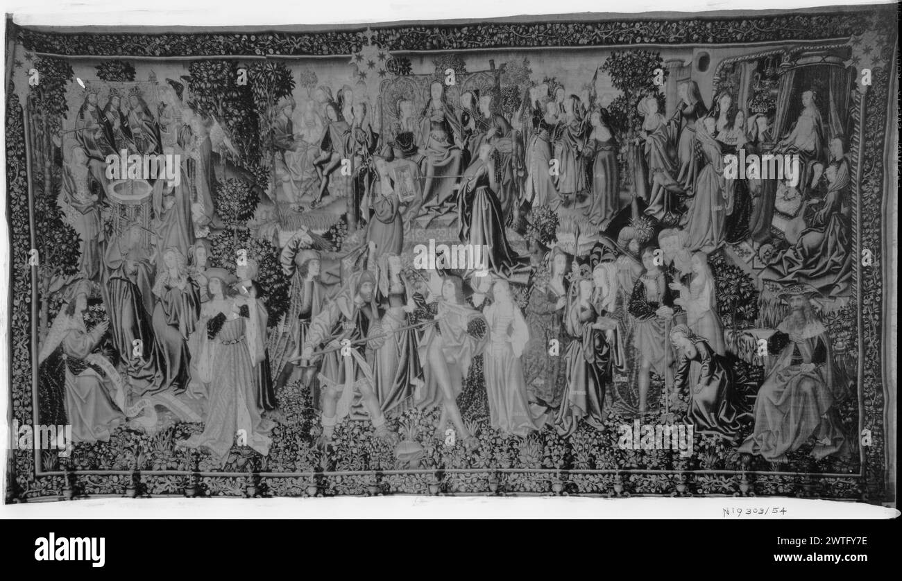 Laster greifen den Mann an. Unbekannt ca. 1500-1525 Wandteppiche Materialien/Techniken: Unbekannt Kultur: Südholländischer Besitz Geschichte: Juan Rodríguez de Fonsca coll., Bischof von Burgos (kaufte insgesamt 8 Wandteppiche zwischen 1519 und 1524); vermacht 1526 der Kathedrale von Burgos. Französisch & Co. Spanien, Palencia, Palencia, Kathedrale. Inscriptions: Inscription in Central Field, on Banderole Held by Prophet in L Eck [Reweaving hat die Inscription unleserlich gemacht, aber sie mag wohl gelesen haben]: EJICE ILLOSE FACIE MEA Inscriptions: Inscription in Central Field, on Banderole Held by sitzender Mann in R Eck [Not le Stockfoto