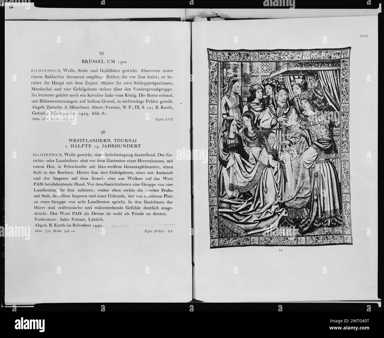 Esther und Ahasverus. Unbekannt ca. 1510-1520 Gobelin Abmessungen: H 9'2' x B 6' Gobelin Materialien/Techniken: Unbekannt Kultur: Southern Netherlands Weaving Center: Unbekannt Besitz Geschichte: Französisch & Co. Gekauft von Nachlass Stefan Mendel 10/7/1965 [auch Listen: 3.11.1966]; verkauft an Herrn Paul Botte 5.31.1966. Esther, begleitet von 3 weiblichen Dienerinnen, kniend vor dem thronenden Ahasverus, der von Höflingen umgeben ist (Esther 5:5-7:10) (BRD) Blumenmotiv innerhalb von unterteilten Rechtecken & Quadraten French & Co. Stock Sheet im Archiv, J-139-x Stockfoto