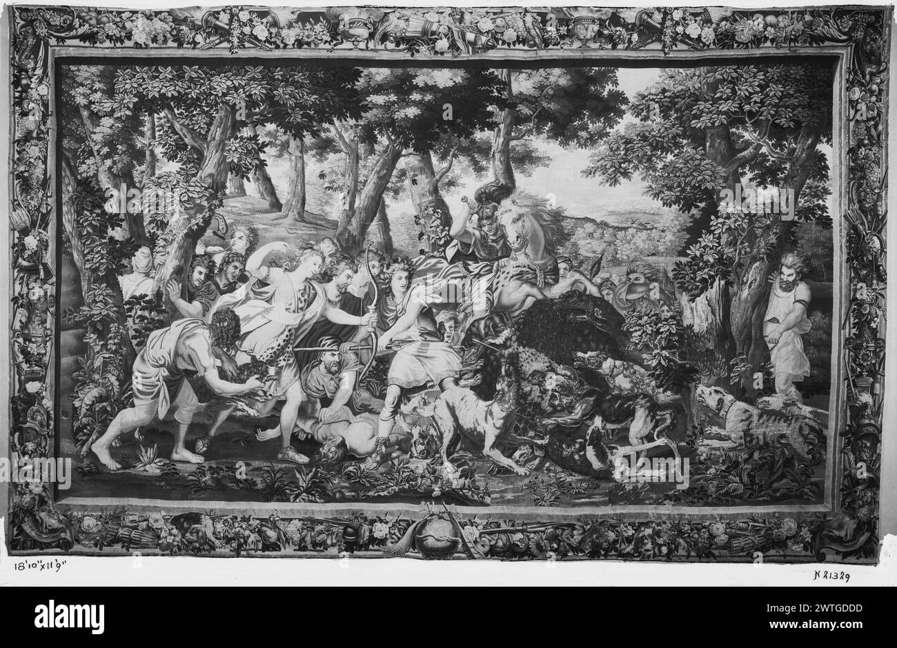 Atalanta und Meleager greifen kalydonisches Eber an. Le Brun, Charles (Französisch, 1619-1690) (Autor des Designs) [Maler] Peemans, Gerard (Flämisch, um 1690-1710) (Werkstatt, Attr.) [weaver] ca. 1690-1710 Gobelin Abmessungen: H 11'9' x B 18'10' Gobelin Materialien/Techniken: Unbekannt Kultur: Flämisches Weberzentrum: Brüssel Eigentumsgeschichte: Französisch & Co. Verwandte Werke: Kompositorisch und stilistisch ähnliche Wandteppiche: GCPA 0238652-0238656, 0243343 Stockfoto
