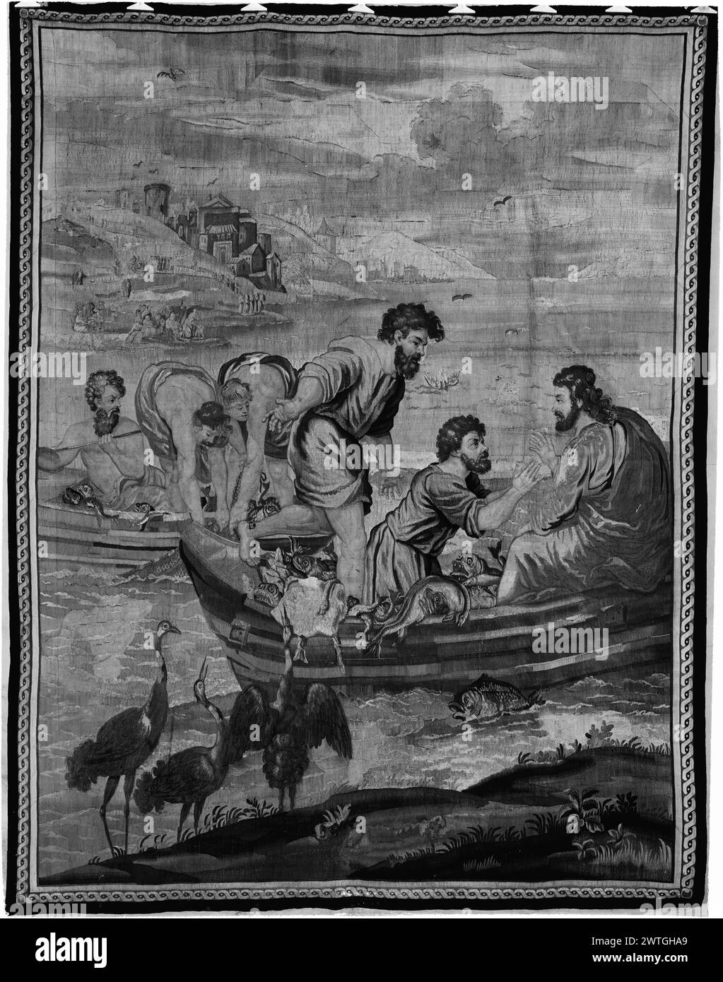 Wundersame Fische (vor der Auferstehung) am See von Gennesaret (See von Galiläa). Raphael (italienisch, 1483-1520) (entworfen nach) [Maler] ca. 1700-1725 Gobelin Abmessungen: H 9 x B 7' Gobelin Materialien/Techniken: Unbekannt Kultur: English Weaving Center: London Besitz Geschichte: Französisch & Co. Christus auf dem Boot mit SS. Simon & Peter; in einem anderen Boot, SS. James & John Helping to bring in Networks (Lukas 5,1–11) (BRD) schmales Kettendesign Tapisry Panel zeigt nur den zentralen Teil der gesamten Komposition. Die Serie „Apostelakte“ wurde von Raphael für Papst Leo X. 1515 in Auftrag gegeben Stockfoto