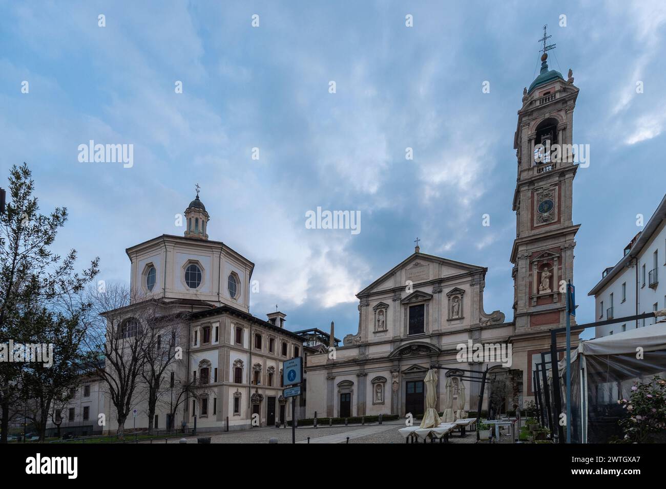 Die Basilica di Santo Stefano Maggiore ist eine Kirche in Mailand. Sie wurde im 5. Jahrhundert gegründet. Ursprünglich beiden Heiligen Zechariah an gewidmet Stockfoto