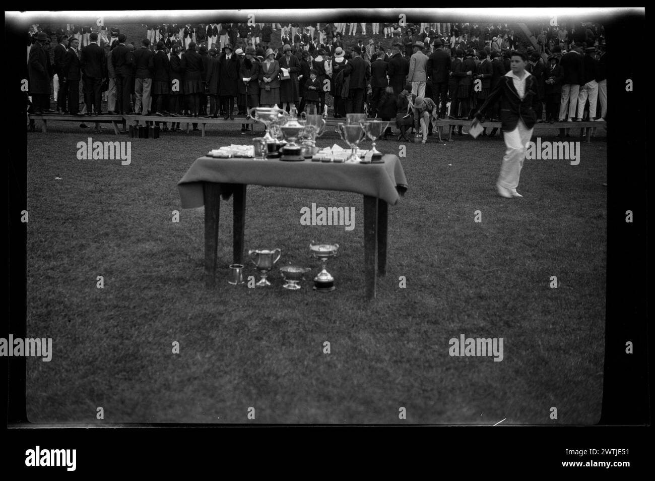 Wellington Boys College, Sporttage Trophäen Nitratnegative, Schwarzweiß negative Stockfoto