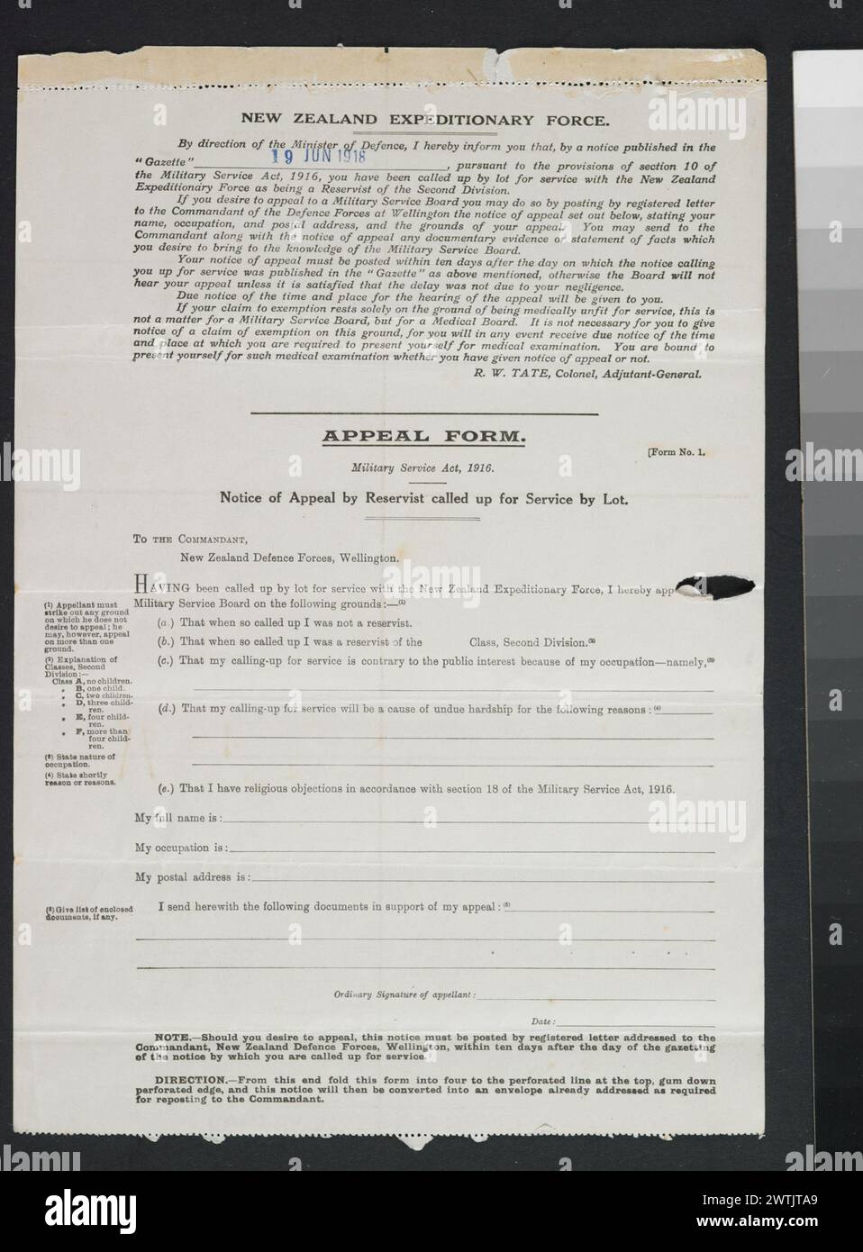 Militärdienst-Einschreibungspapiere in Form von Briefen Stockfoto