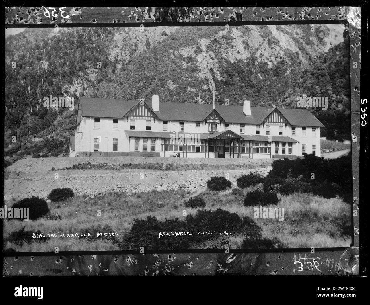 Die Eremitage, Mount Cook Gelatine Trockenplatten-negative, Schwarzweiß-negative Stockfoto