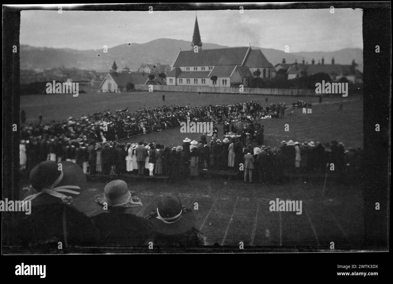 Wellington Boys College, Sporttag Massen Nitratnegative, Schwarzweiß negative Stockfoto
