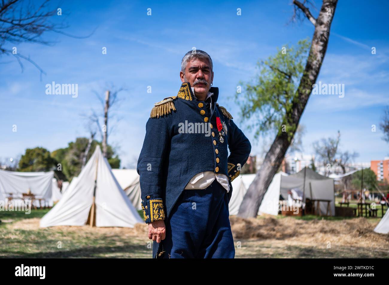 Oscar, argentinischer Reenactor, posiert als General in der Nachbildung eines Lagers während der historischen Nachbildung von „Los Sitios“, den Ereignissen, die in stattfanden Stockfoto