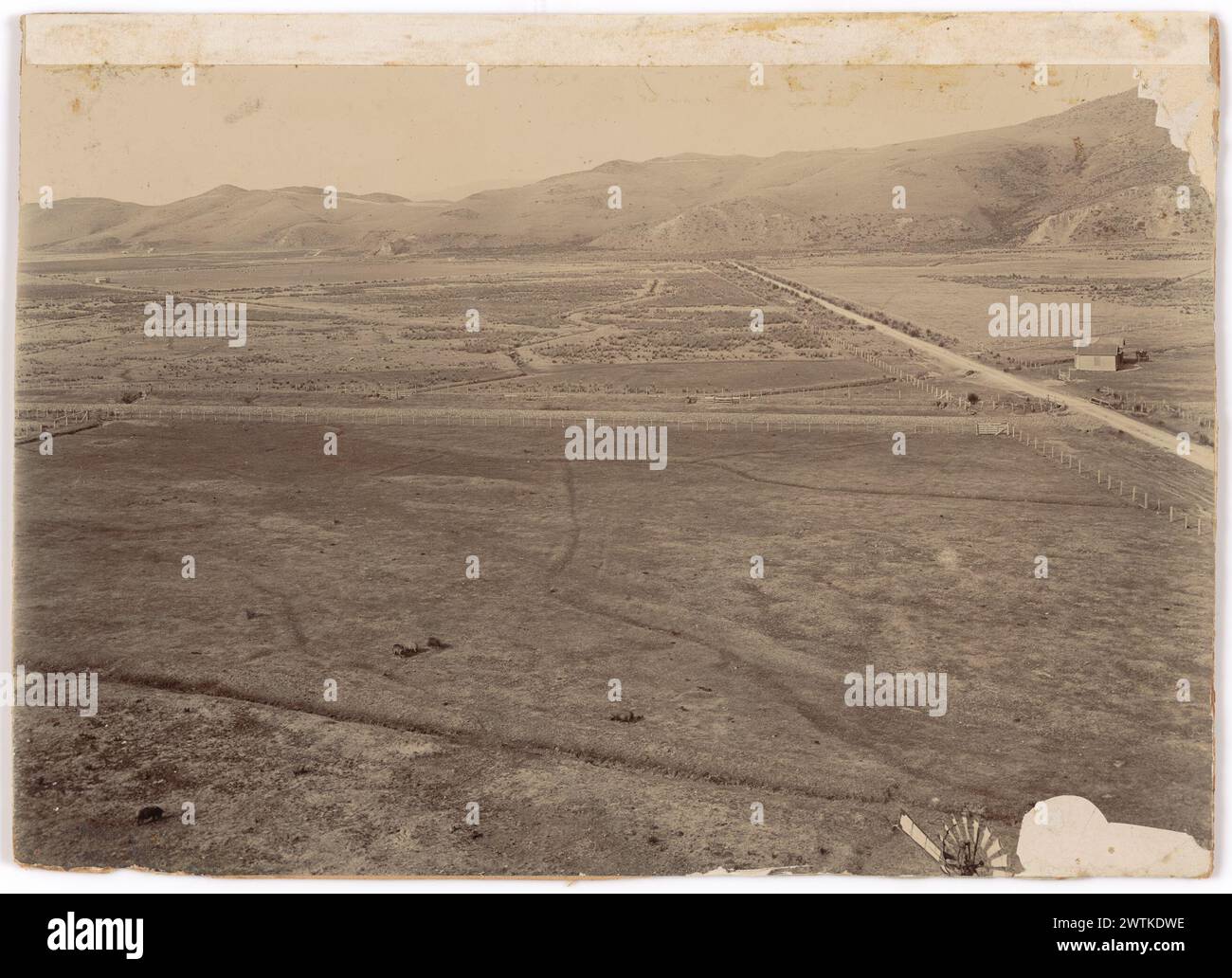 Farmland-Albumenabdrücke, Schwarzweiß-Drucke Stockfoto