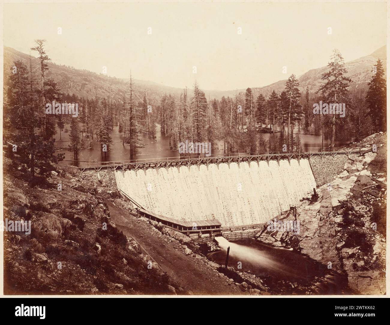 Bowman Dam, Nevada County, Kalifornien Fotos, Albumenabzüge, Schwarzweißdrucke Stockfoto