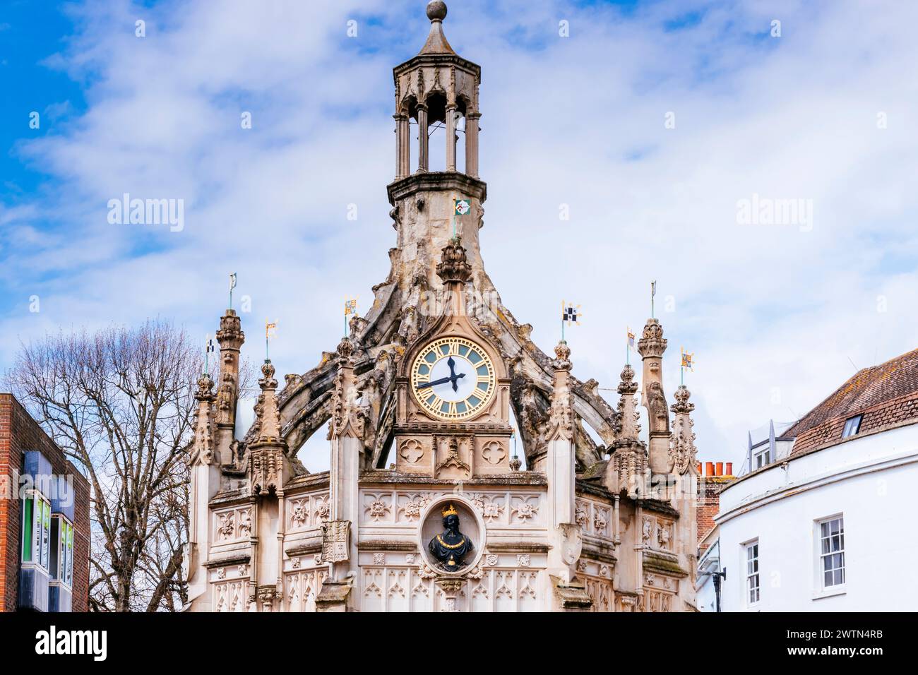 Details. Chichester Cross, eine Art Butterkreuz, die in alten Marktstädten bekannt ist, wurde 1501 als überdachter Marktplatz erbaut und steht am i Stockfoto