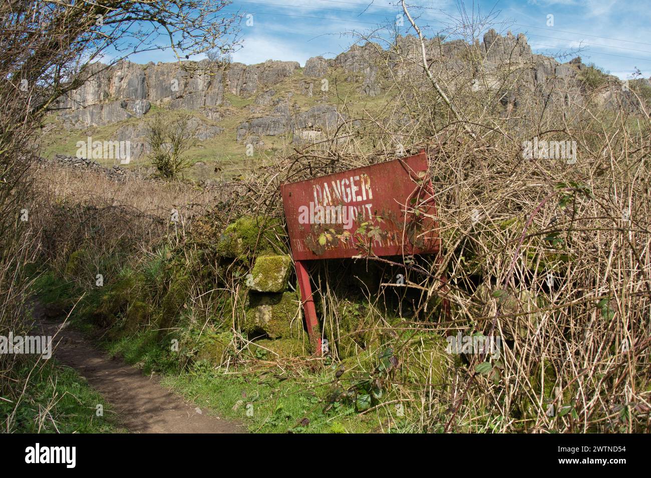 Surreale Betonkonstruktionen der alten Bleibrechanlage Golconda. Harborough Rocks Derbyshire Peak District Stockfoto