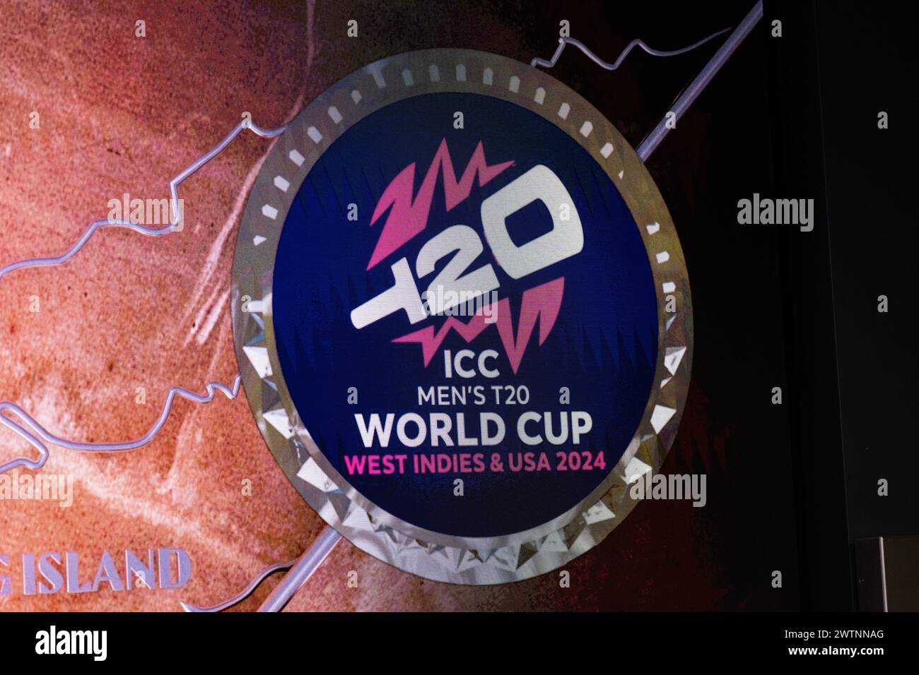 Das Logo der T20-Weltmeisterschaft 2024 des International Cricket Council wurde am 18. März 2024 an der Wand des Empire State Building in New York ausgestellt. Stockfoto